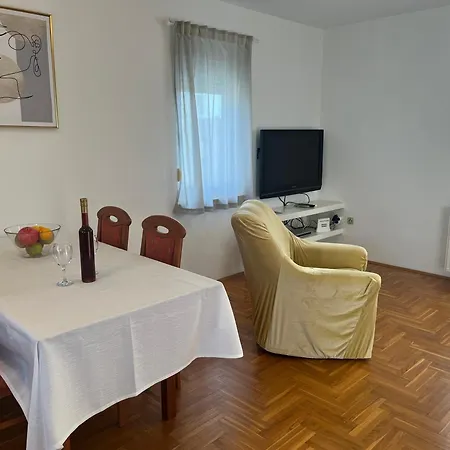 Apartament Burle With Free Private Parking